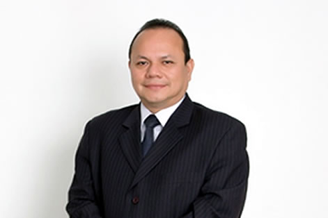 Luciano López Vinatea. - Presidente ACI PERU